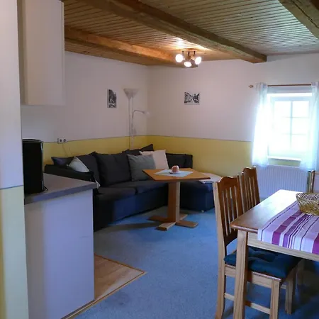 No.5 - Schkade 公寓 Kleingiesshubel