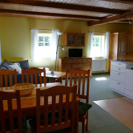 Apartment No.5 - Schkade *